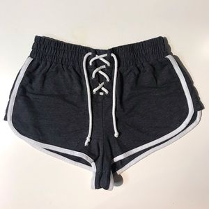 High Waist Contrast Trim Shorts